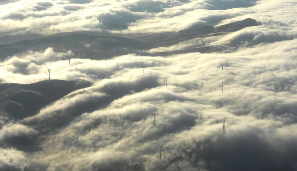 58 MW Summit Wind Project, California